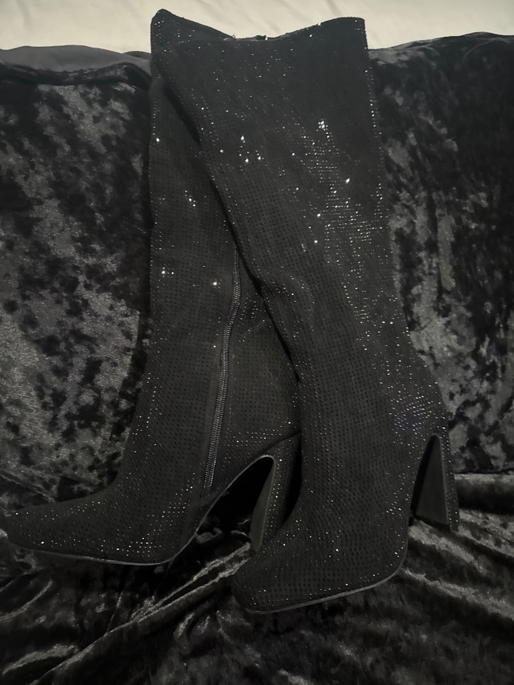 Black rhinestones boots